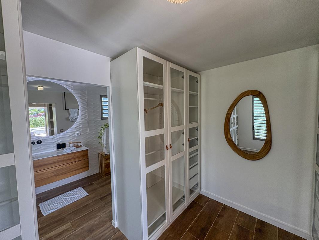 40.Location villa piscine Gosier Guadeloupe_Suite Parentale